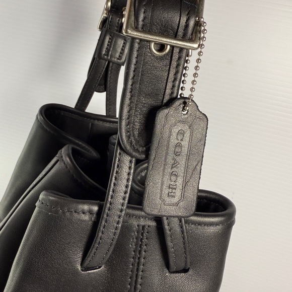 Coach Vintage Legacy Drawstring Hobo Bag. - Picture 4 of 8